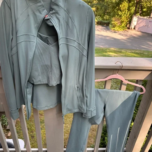 Crater Blue define jacket Lululemon size 12 (Matching bundle available! 🩵✨) - Picture 6 of 7